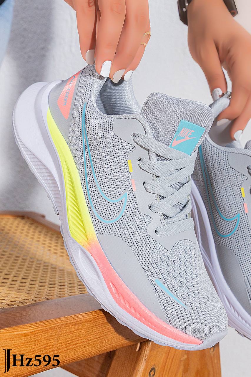 /public/uploads/photos/shares/Suzy shoes/IMG_4233.jpeg